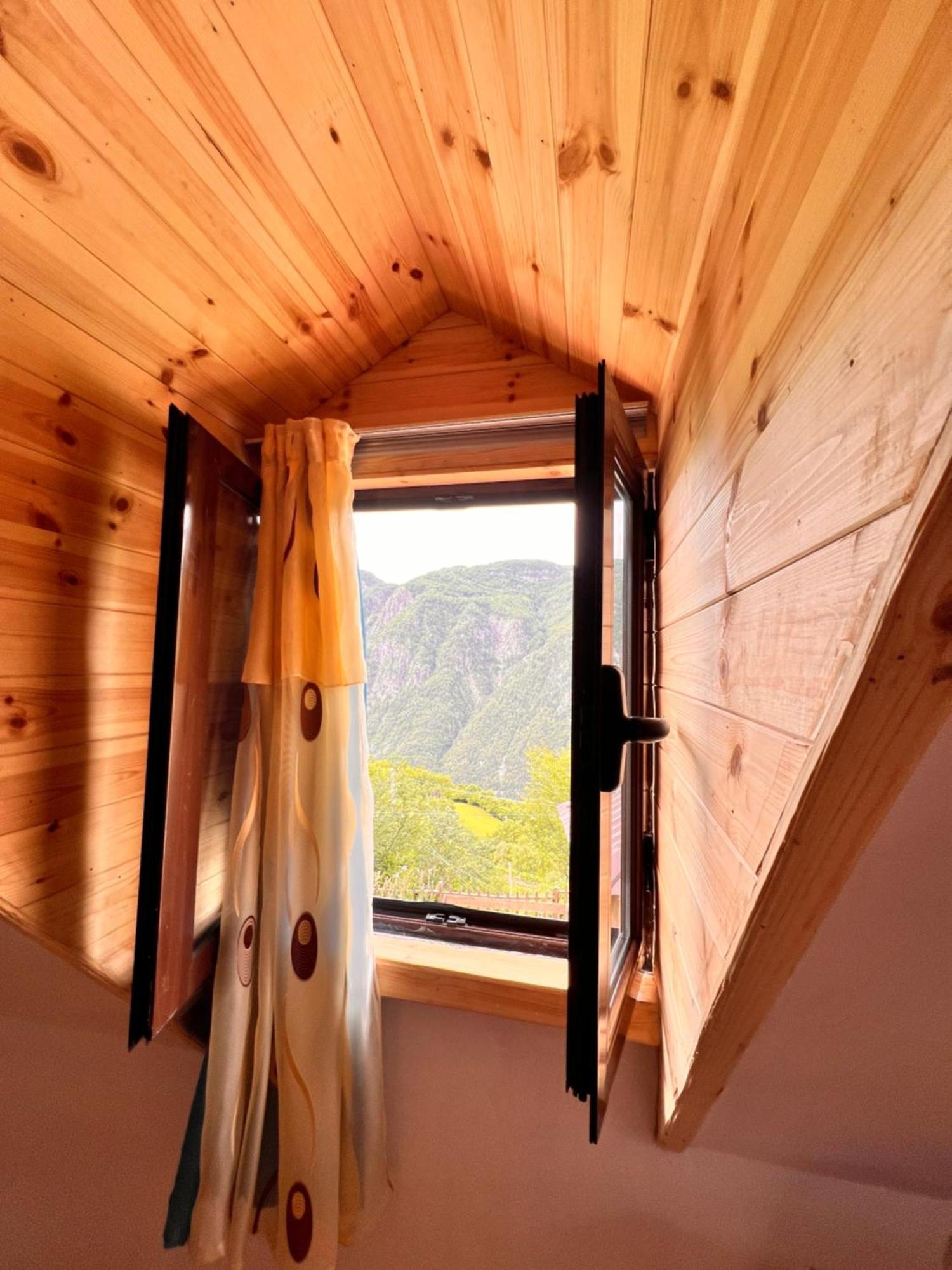 Guest House Gjelaj Теті Екстер'єр фото